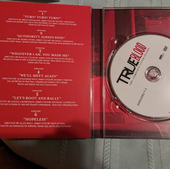 True Blood: The Complete Fifth Season (DVD, 2013, 5-Disc Set) - Picture 7 of 10
